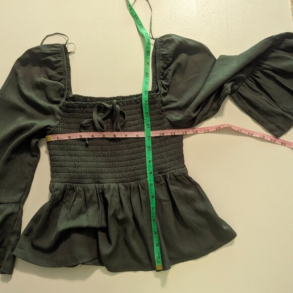 Miami for Francesca Size Medium Off-Shoulder Crop in Olive Green - Picture 11 of 13